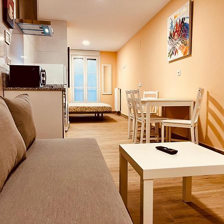 Apartamentos San Nicolas Logrono Luaran gambar