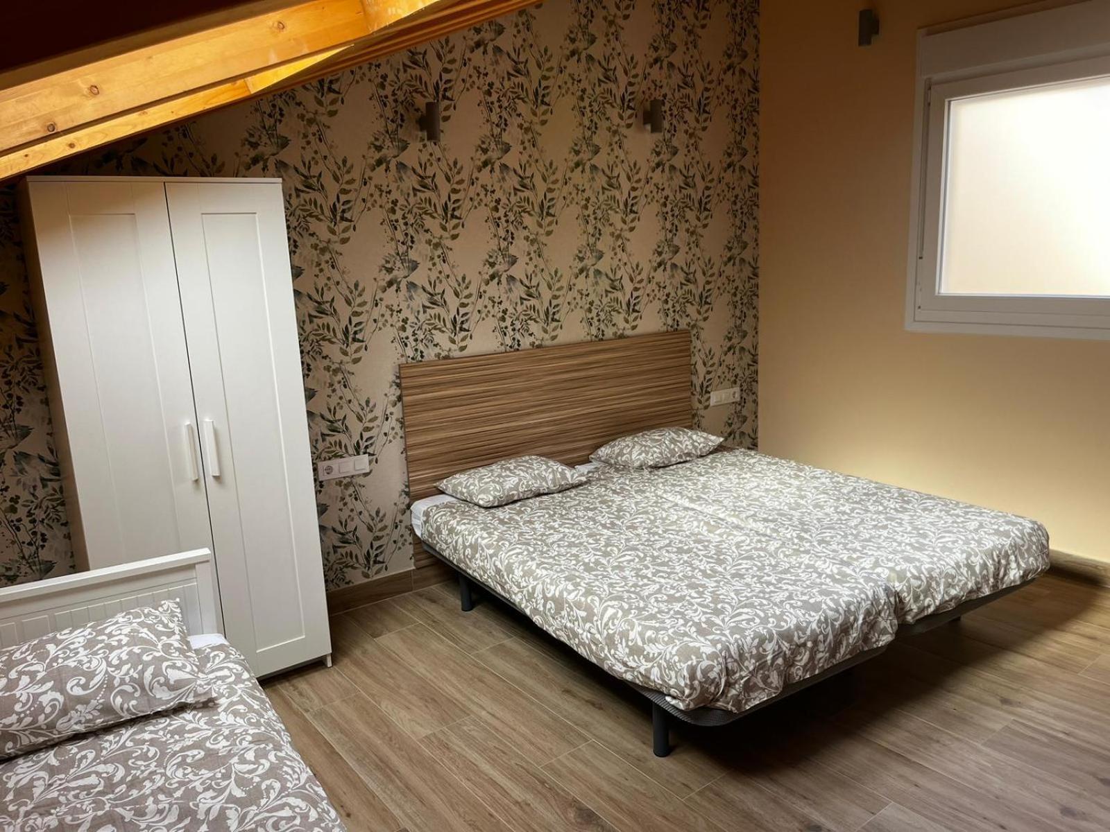 Apartamentos San Nicolas Logrono Luaran gambar
