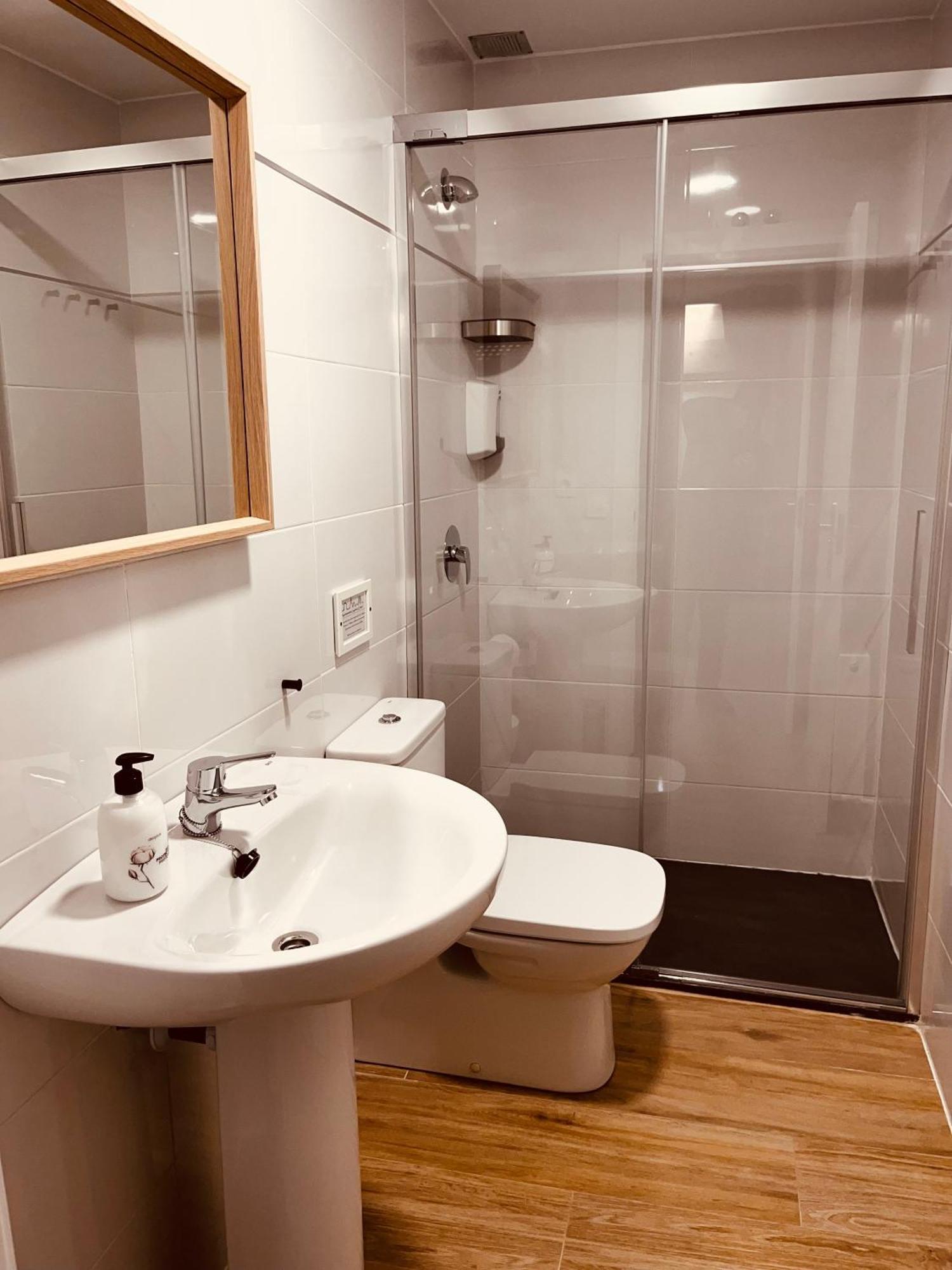 Apartamentos San Nicolas Logrono Luaran gambar