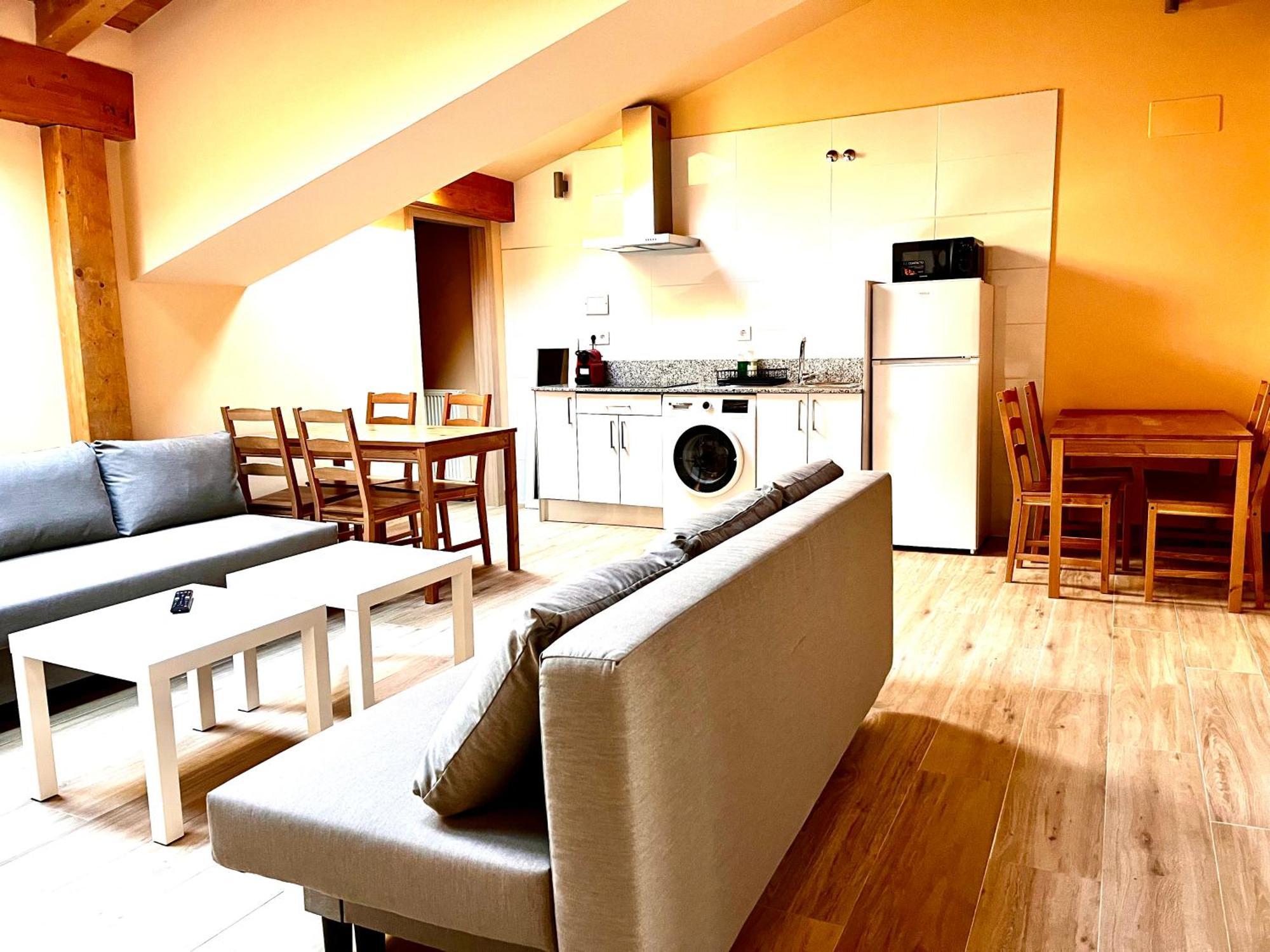 Apartamentos San Nicolas Logrono Luaran gambar