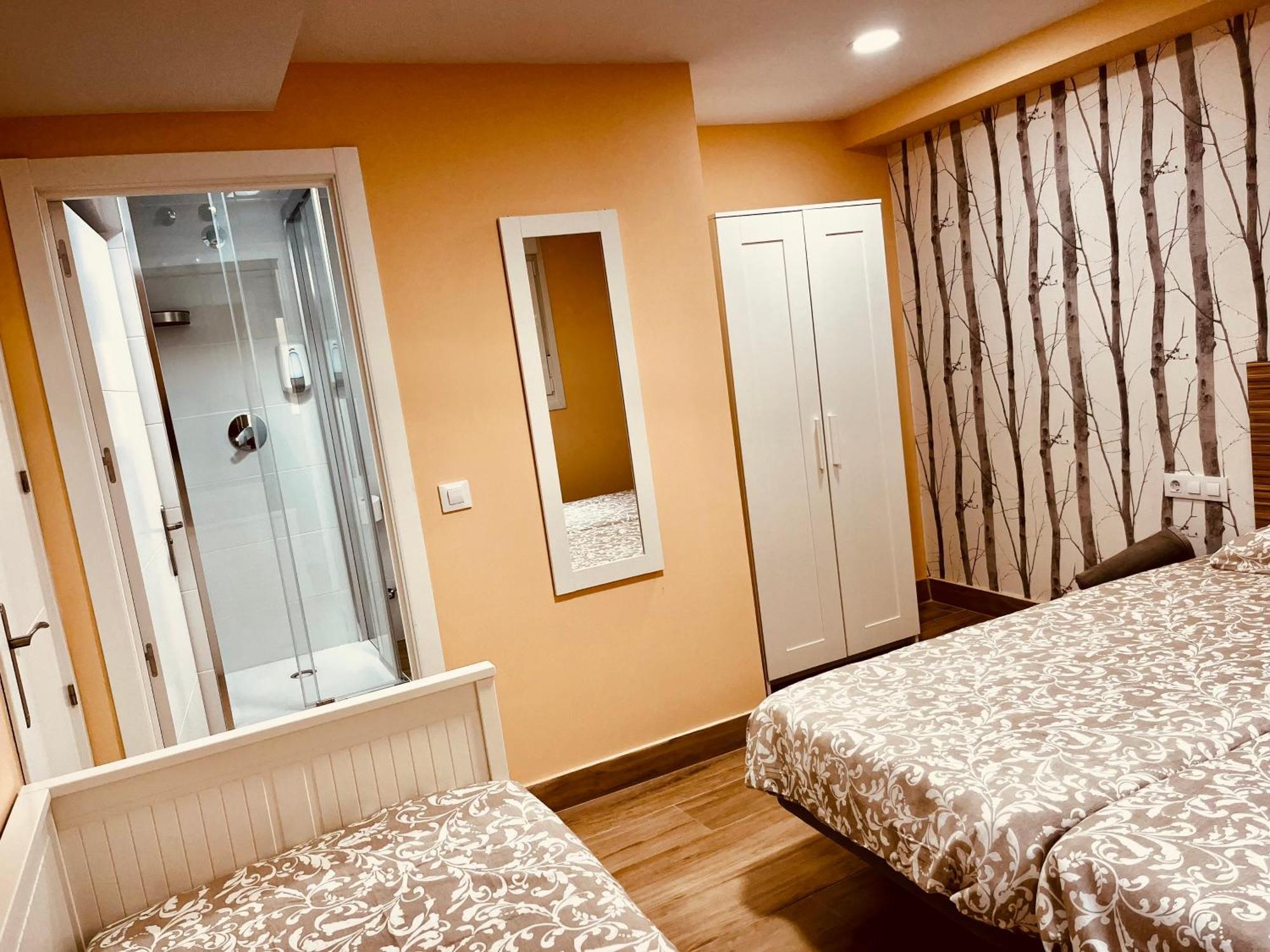 Apartamentos San Nicolas Logrono Luaran gambar