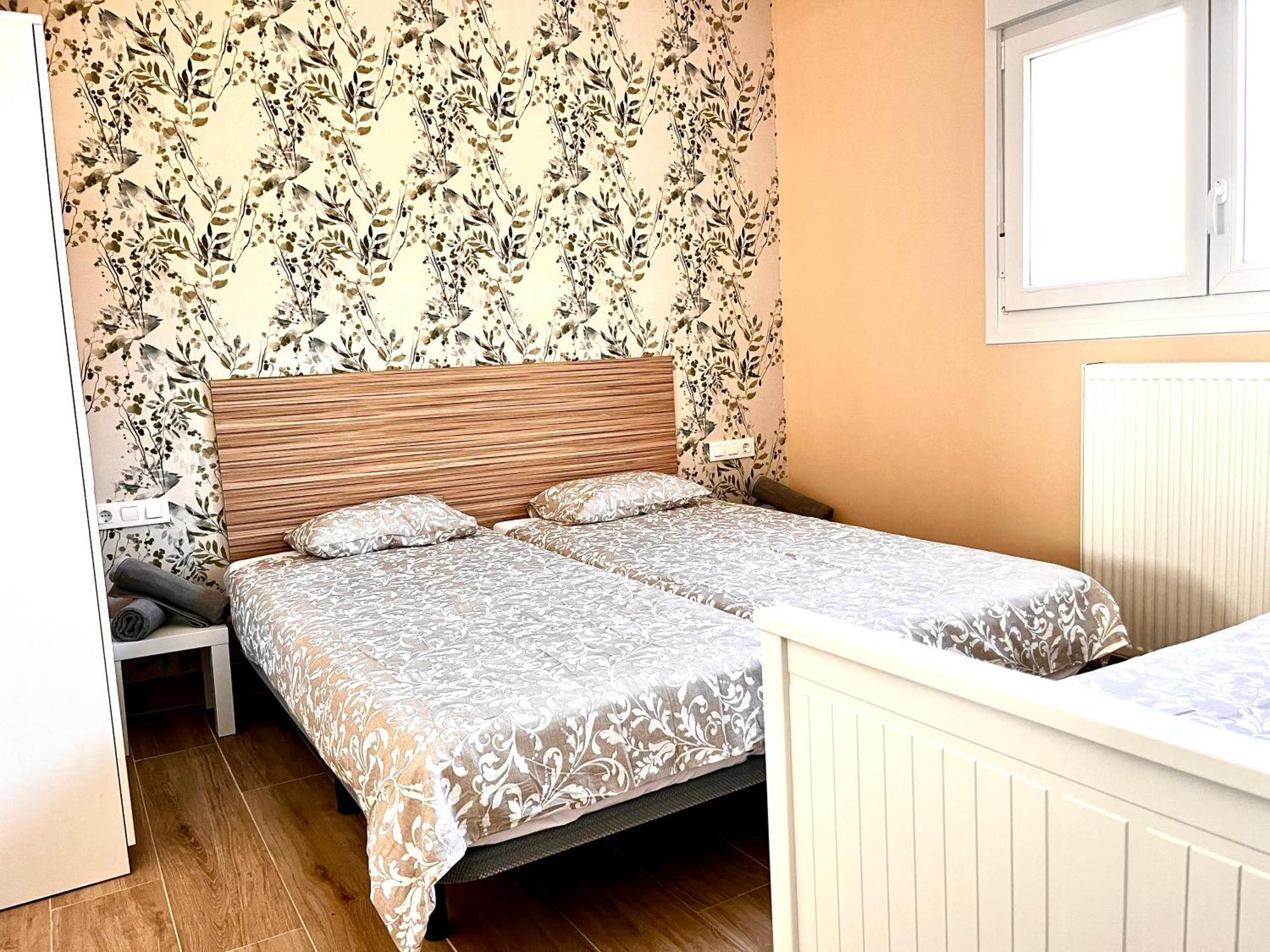 Apartamentos San Nicolas Logrono Luaran gambar