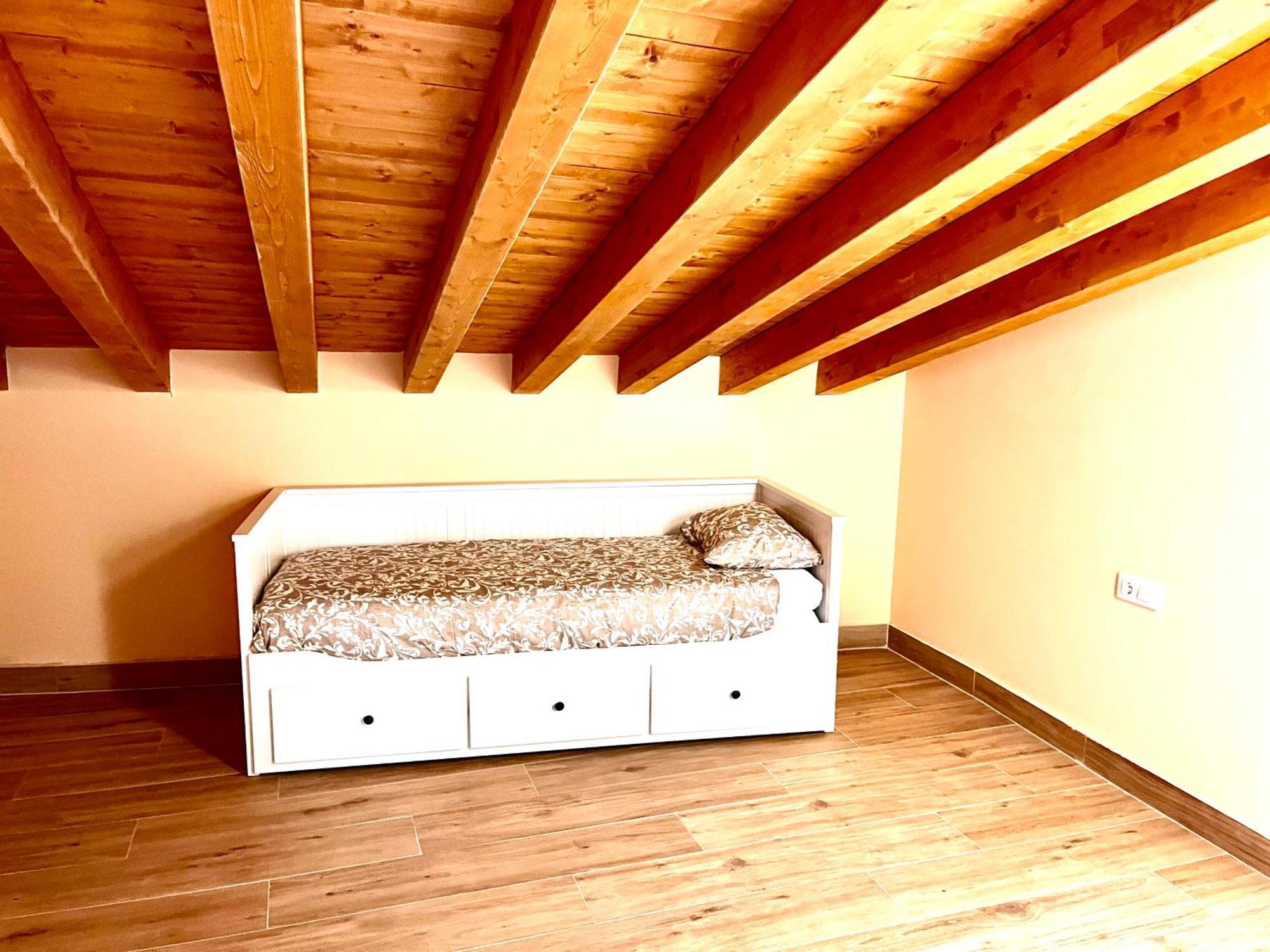 Apartamentos San Nicolas Logrono Luaran gambar