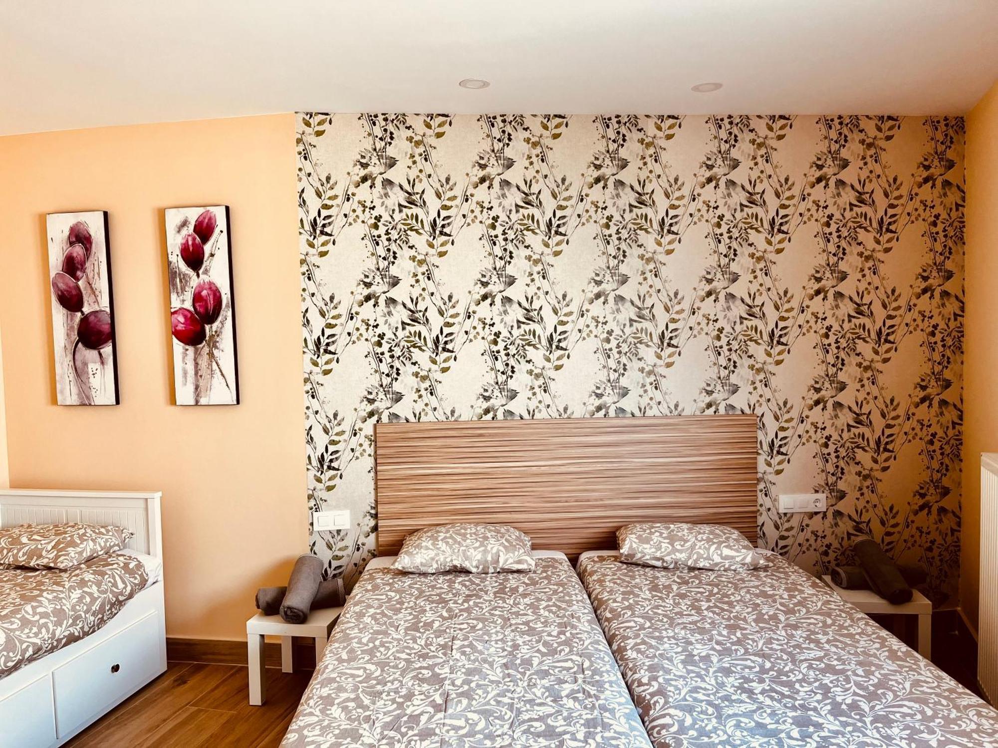 Apartamentos San Nicolas Logrono Luaran gambar