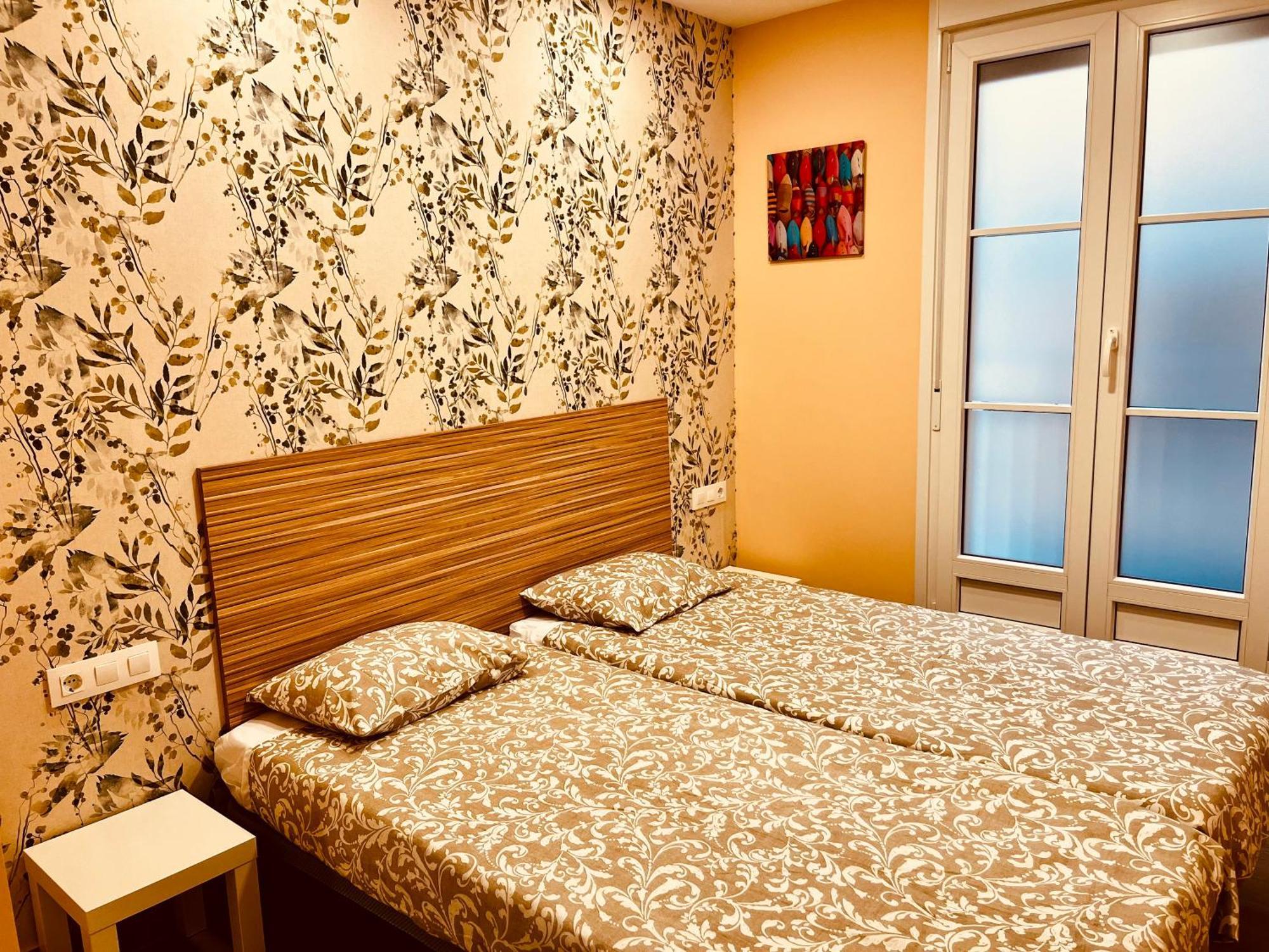 Apartamentos San Nicolas Logrono Luaran gambar
